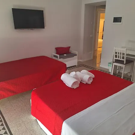 Casa San Lo' Zona San Lorenzo Termini Apartament